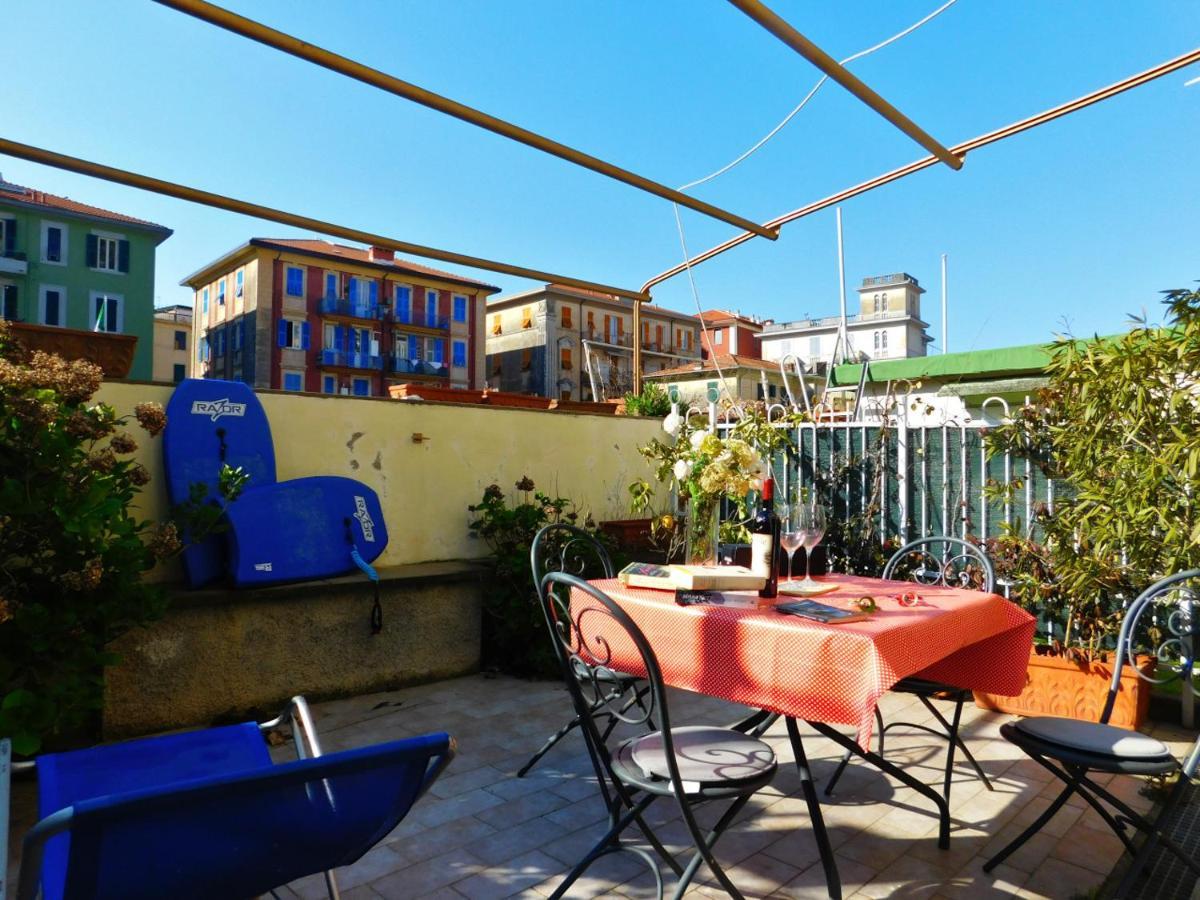 Bilocale Con Terrazza, Levanto Exteriör bild